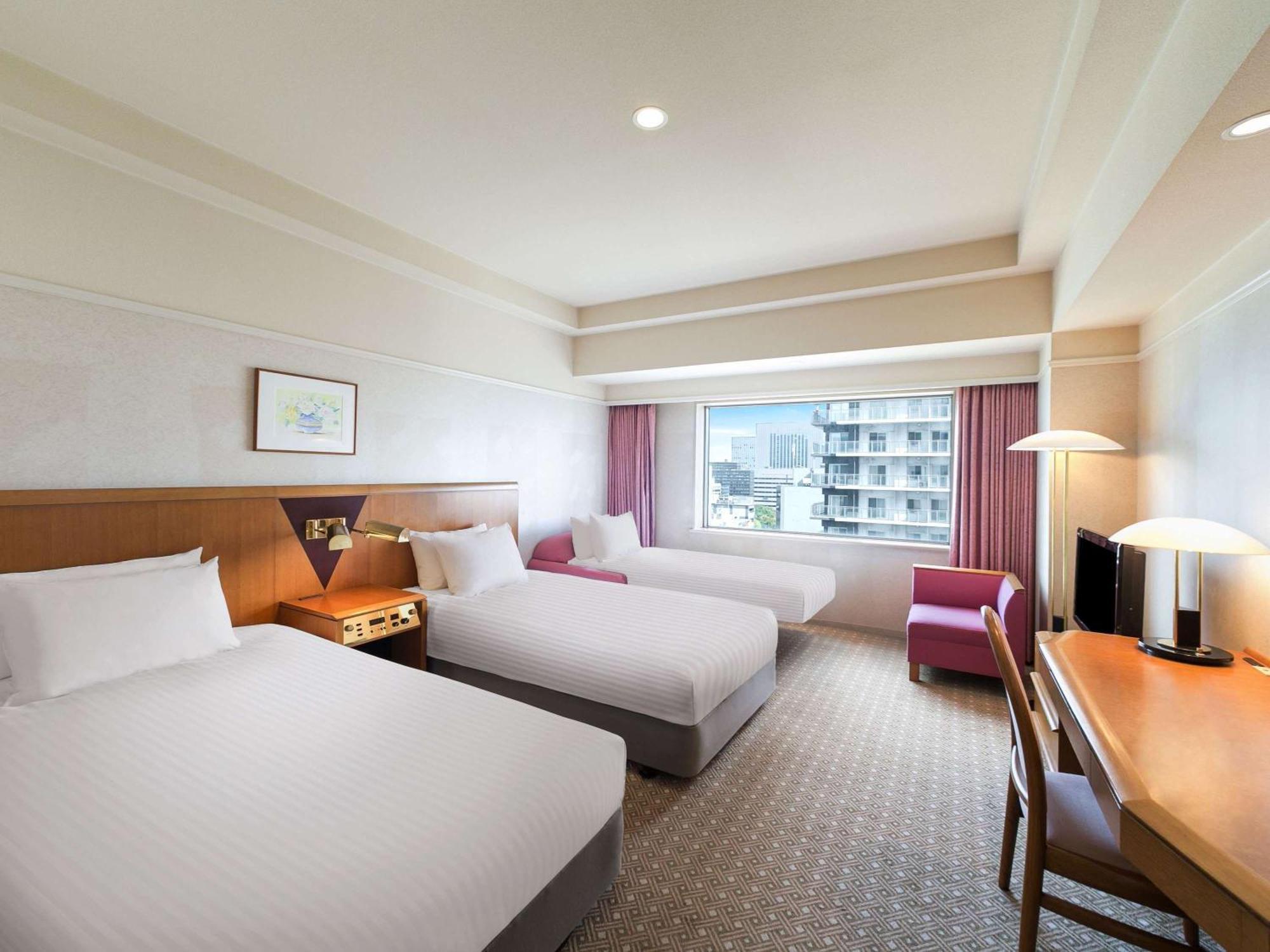 Grand Mercure Sapporo Odori Park Exterior photo
